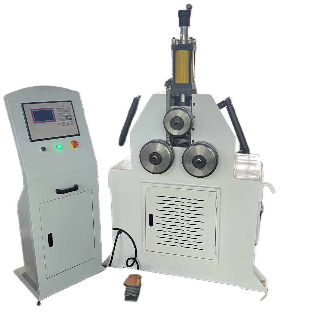 ماكينات درفلة المواسير